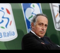 Intervento Presidente Naz.le Abete Lega-FIGC al CRSicilia Intervento Presidente Naz.le Abete Lega-FIGC al CRSicilia