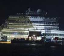 VIDEO CONCORDIA, rotazione conclusa: la nave è verticale VIDEO CONCORDIA, rotazione conclusa: la nave è verticale