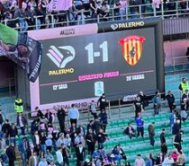 PALERMO-BENEVENTO 1-1 marcia indietro (VIDEO) PALERMO-BENEVENTO 1-1 marcia indietro (VIDEO)