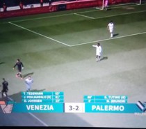 Venezia – Palermo 3-2 si scende ancora (VIDEO) Venezia – Palermo 3-2 si scende ancora (VIDEO)