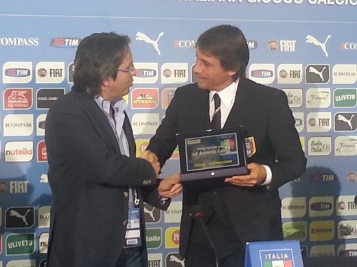Consegna Targa Ussi a Conte - ITA-Azeirbaijan 9.10.2014