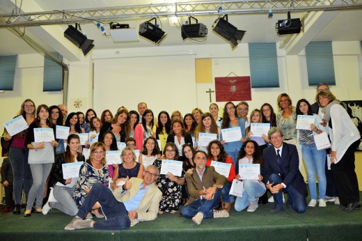Angeli del Tursmo foto gruppo consegna attestati di Pippo miceli [Dimensioni ridotte)