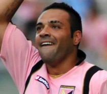 MERCATO: UFFICIALE, FABRIZIO MICCOLI VA AL LECCE MERCATO: UFFICIALE, FABRIZIO MICCOLI VA AL LECCE